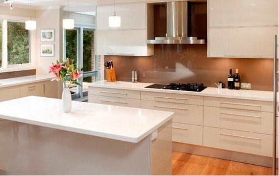 廚房里櫥柜怎么清潔和保養(yǎng)？